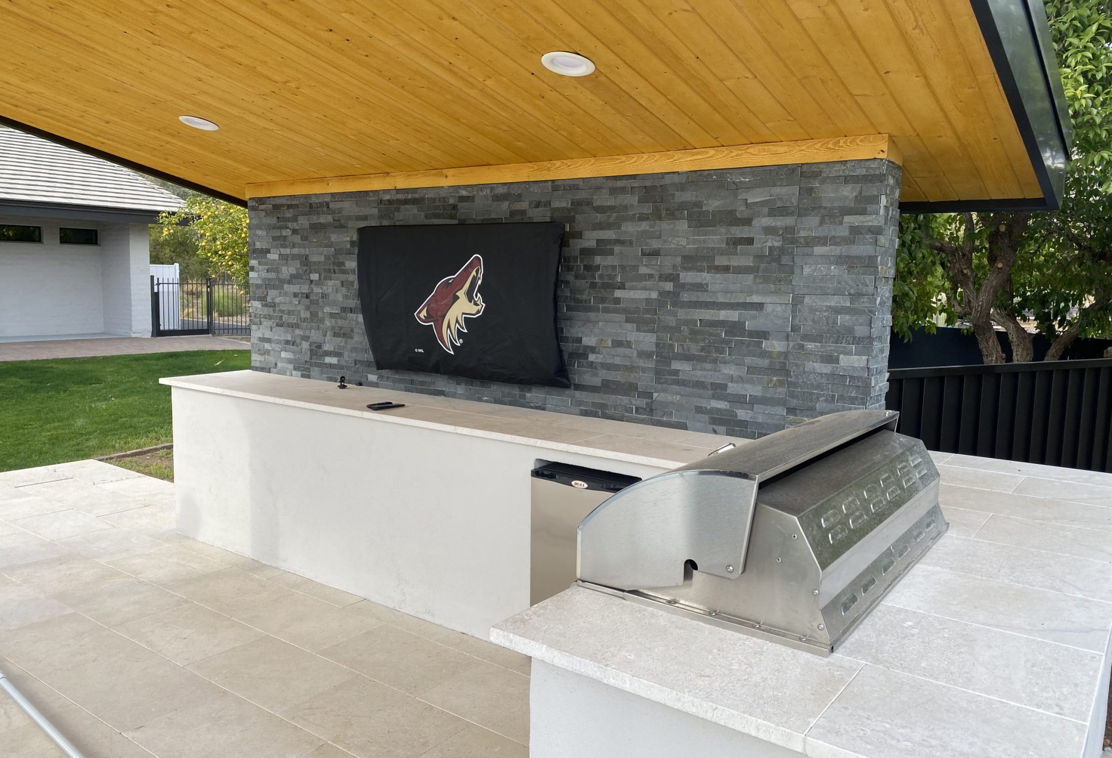 Outdoor entertainment